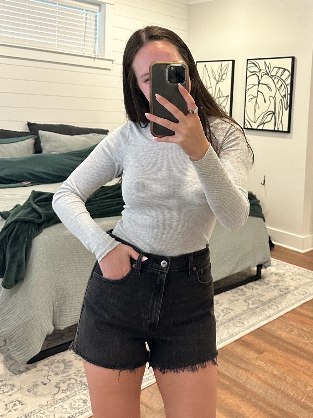 Abercrombie & Fitch Light Gray Long-Sleeve Crewneck Top
